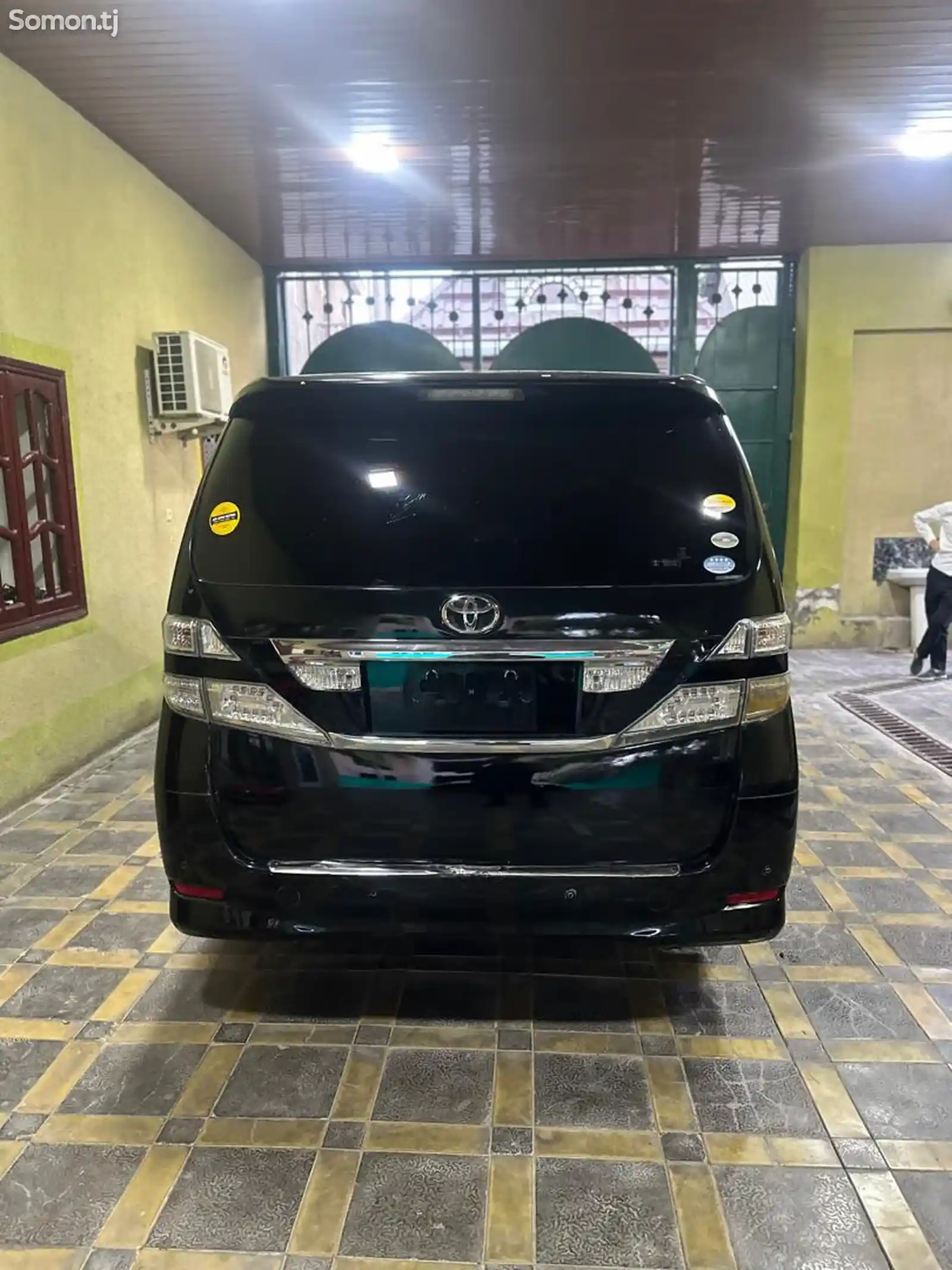 Toyota Vellfire, 2014-5