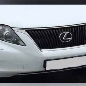 Бампер на Lexus rx 350 2010