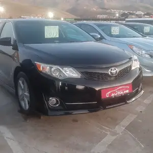 Toyota Camry, 2012