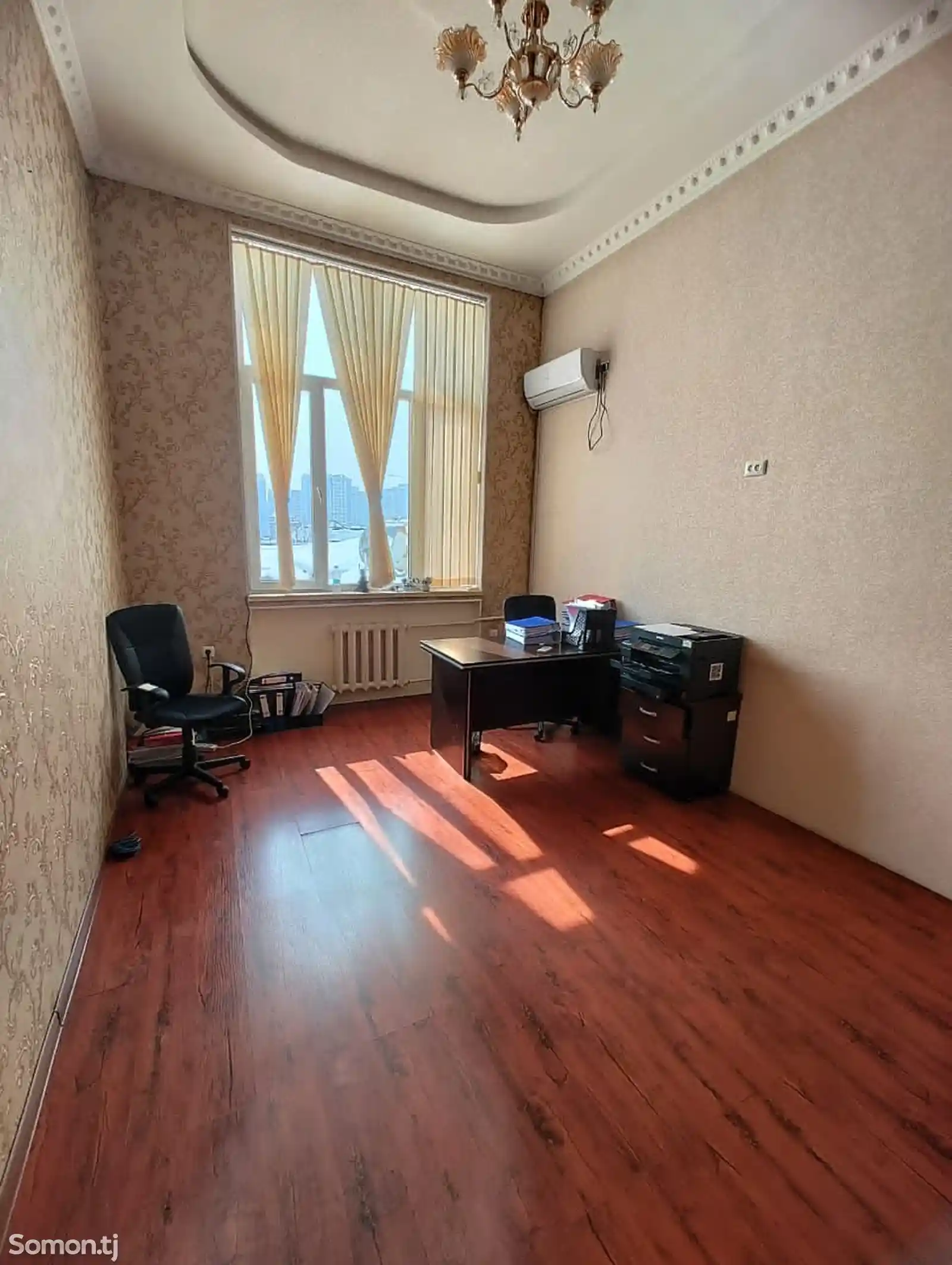 2-этажный, 10 комнатный дом, 300 м² м², Зеленый базар, Чехов-13