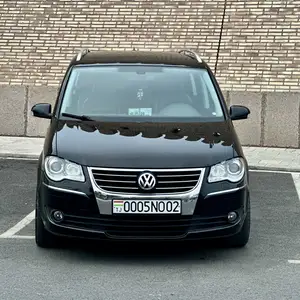 Volkswagen Touran, 2008