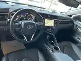 Toyota Camry, 2019-12