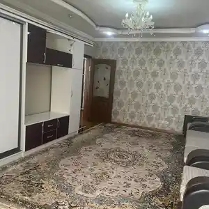 2-комн. квартира, 4 этаж, 82 м², 92мкр