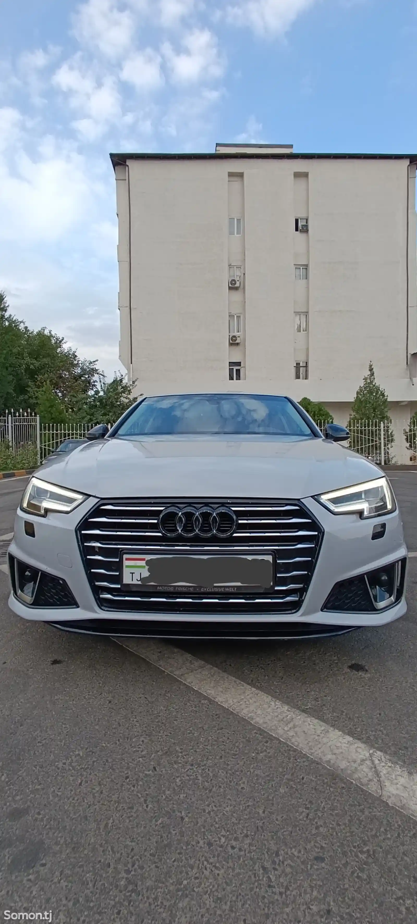 Audi A4, 2019-1