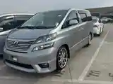 Toyota Vellfire, 2014-6