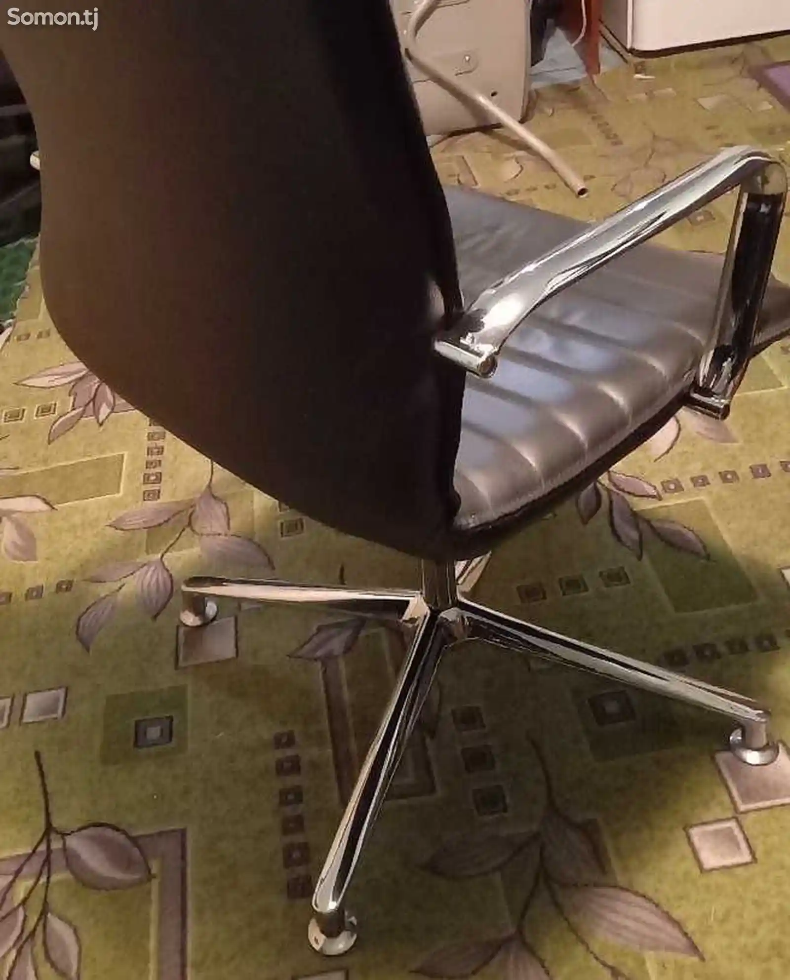 Кресло офисное-5