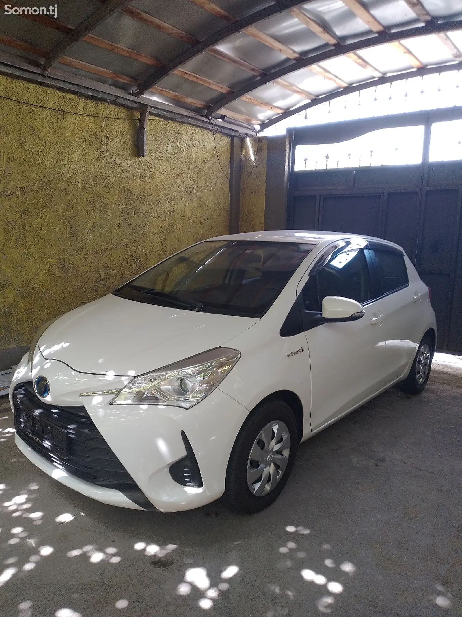 Toyota Vitz, 2017-1