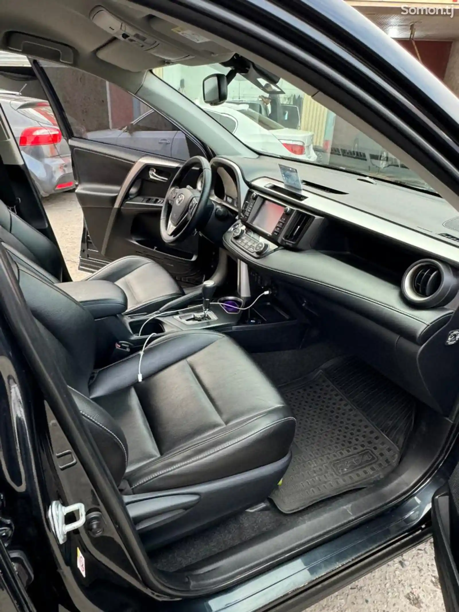 Toyota RAV 4, 2018-11