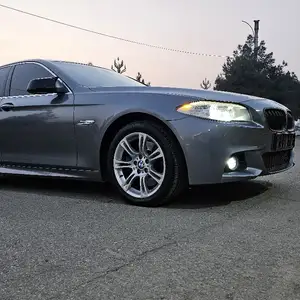 BMW 5 series, 2011