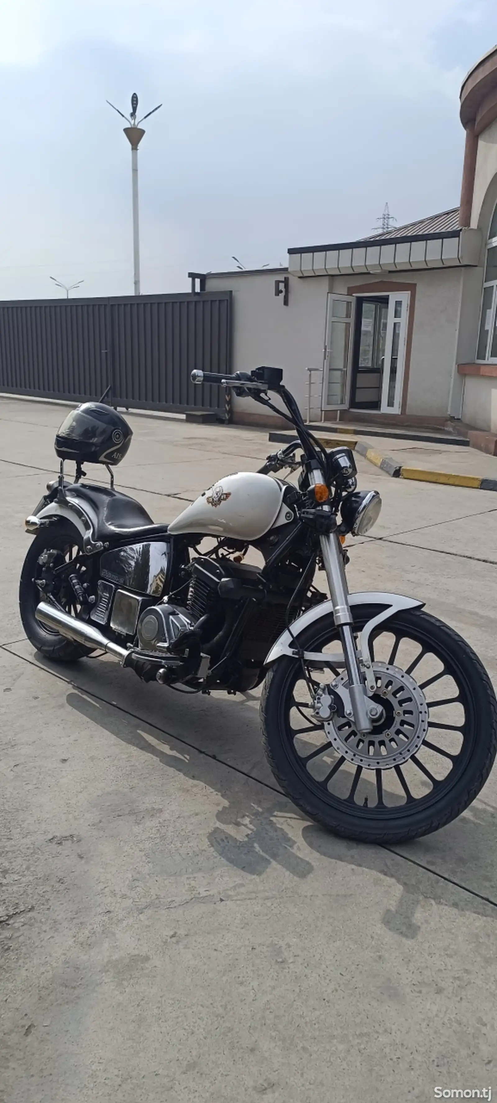 Мотоцикл Harley-Davidson-1