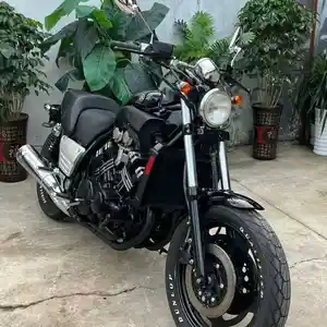 Мотоцикл Yamaha Vmax-1200cc на заказ