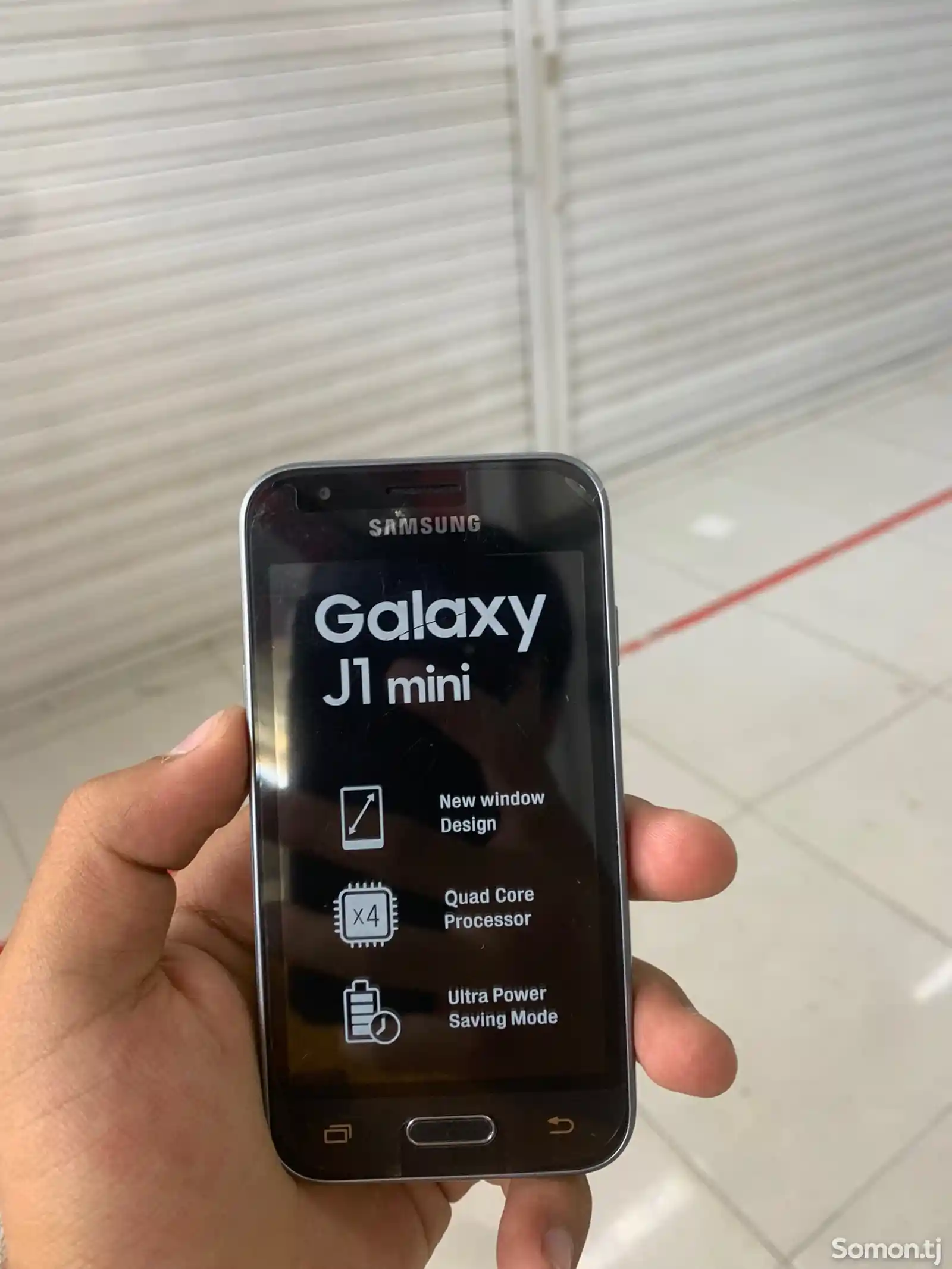 Samsung Galaxy J1 mini-1