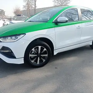 BYD E2, 2024