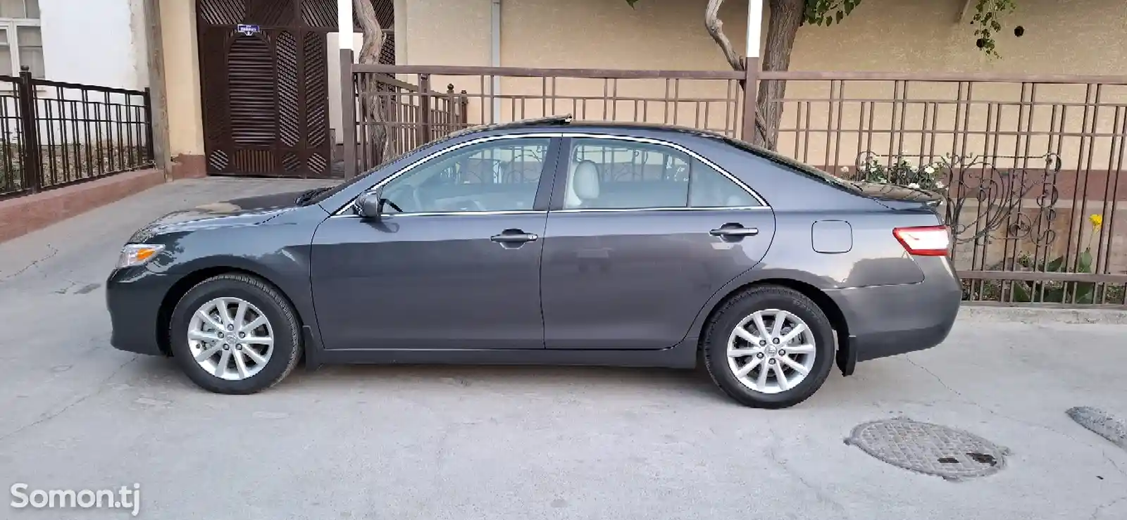 Toyota Camry, 2009-1