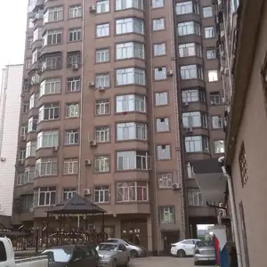 3-комн. квартира, 9 этаж, 67 м², Испечак