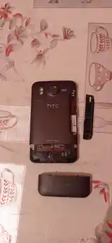 Телефон HTC-12