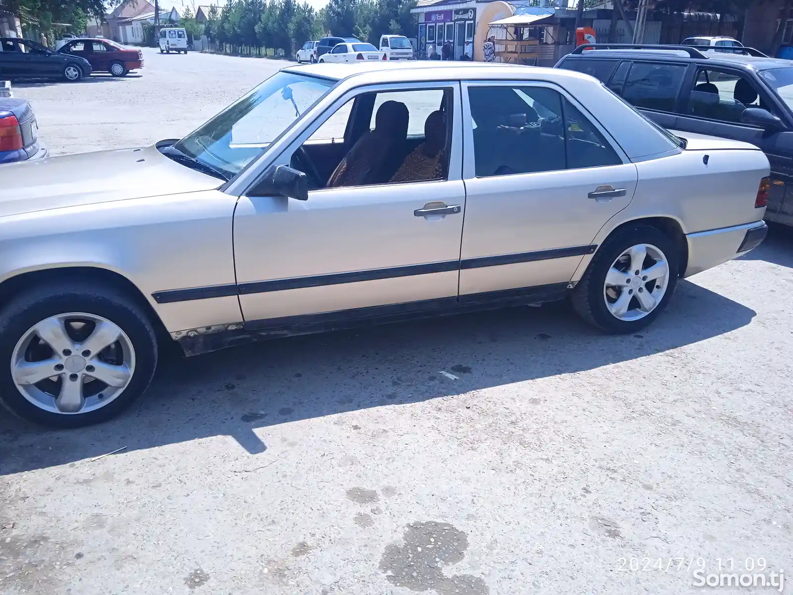 Mercedes-Benz W124, 1989-1