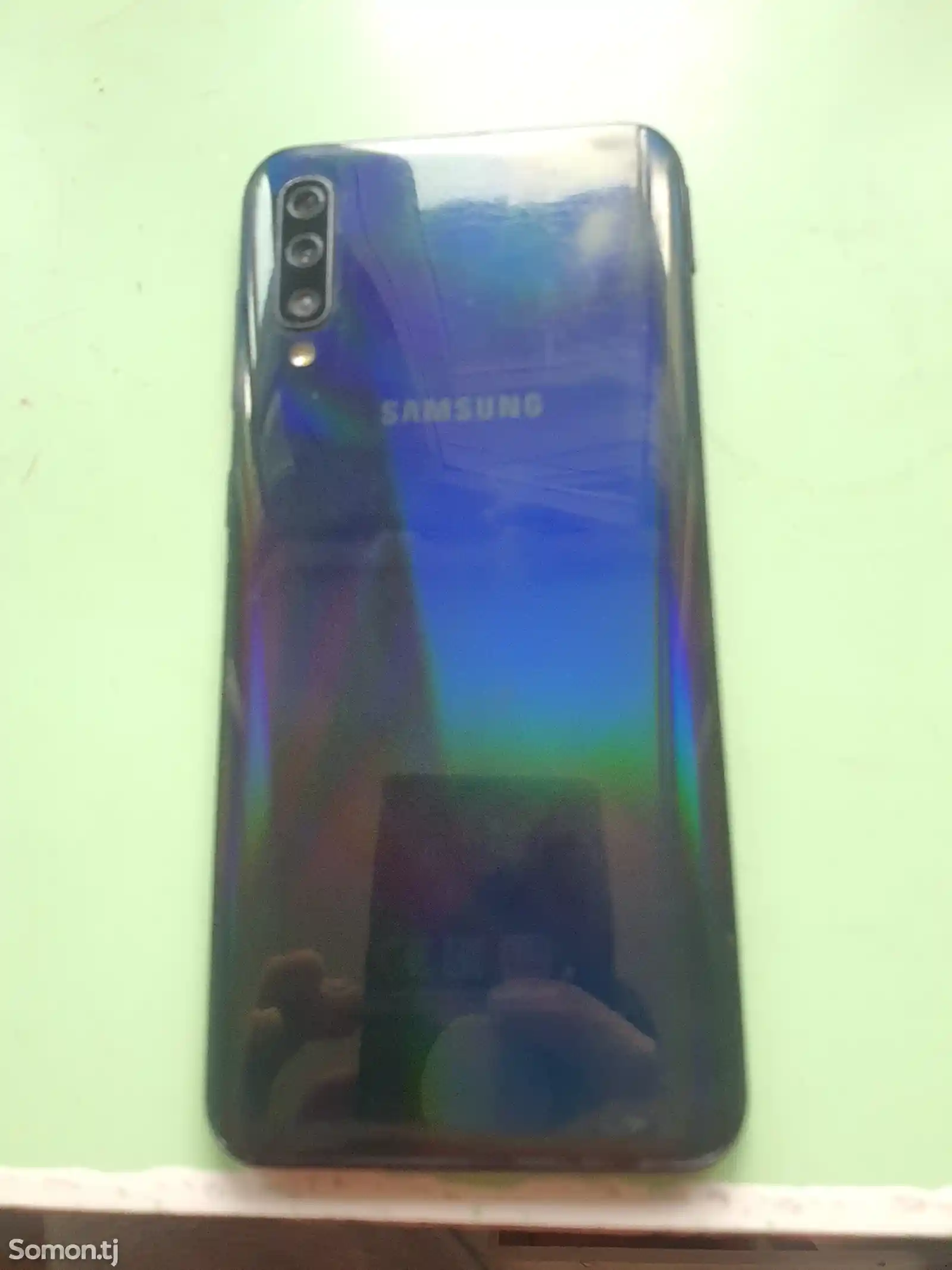 Samsung Galaxy A50-2