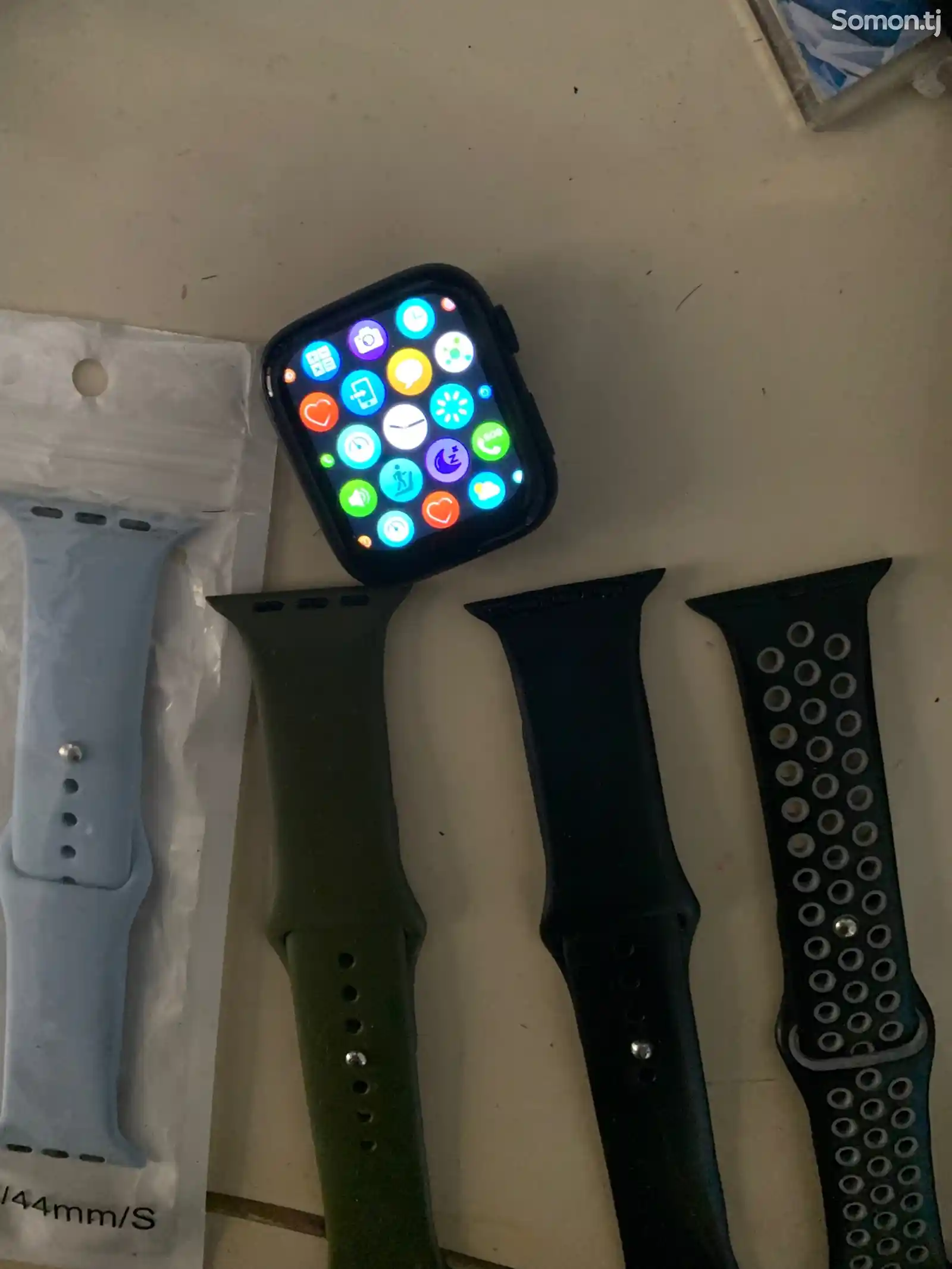 Часы Apple-1