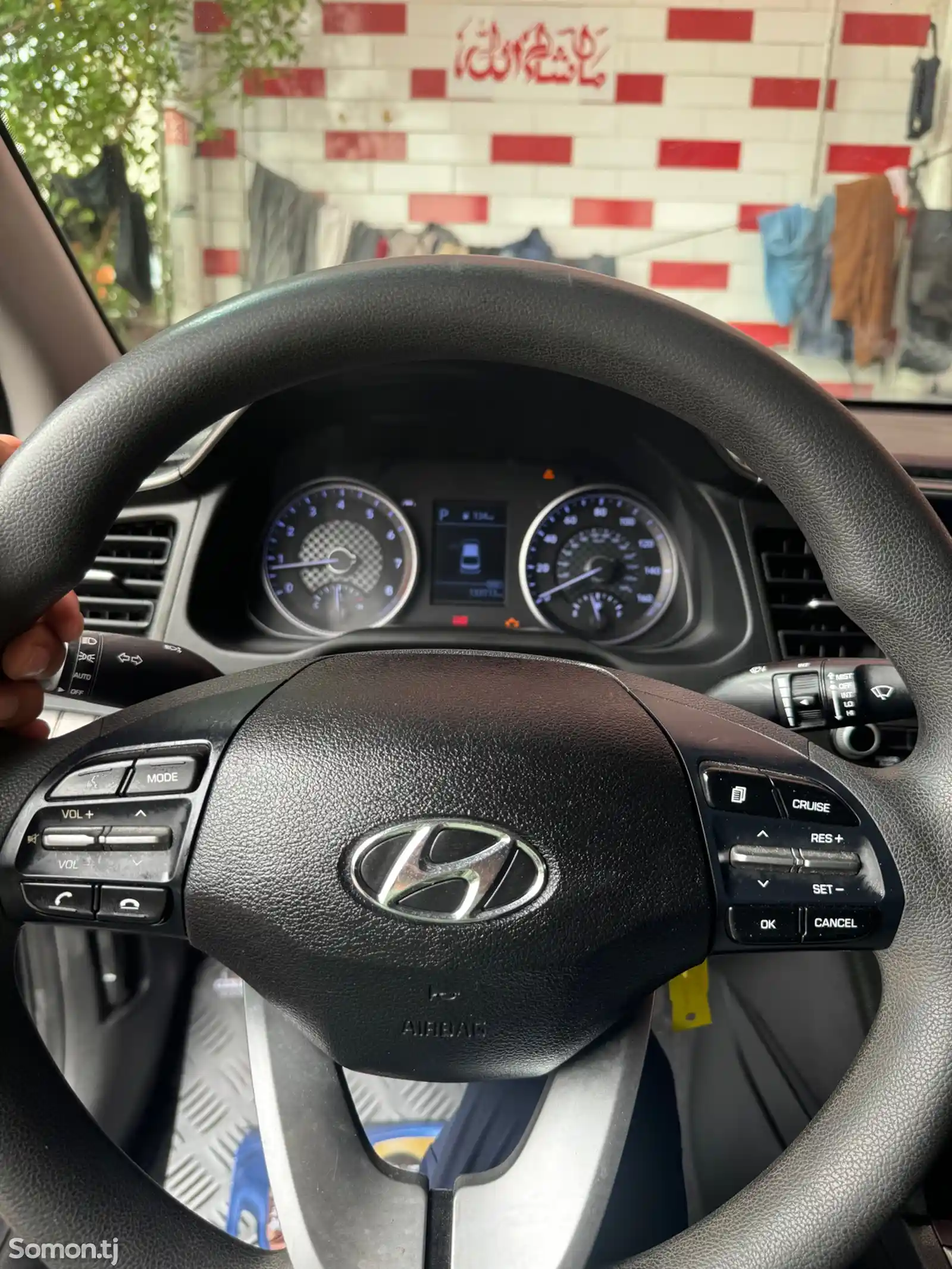 Hyundai Elantra, 2020-7