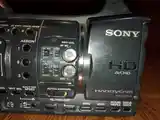 Видеокамера Sony HDR AX2000-8