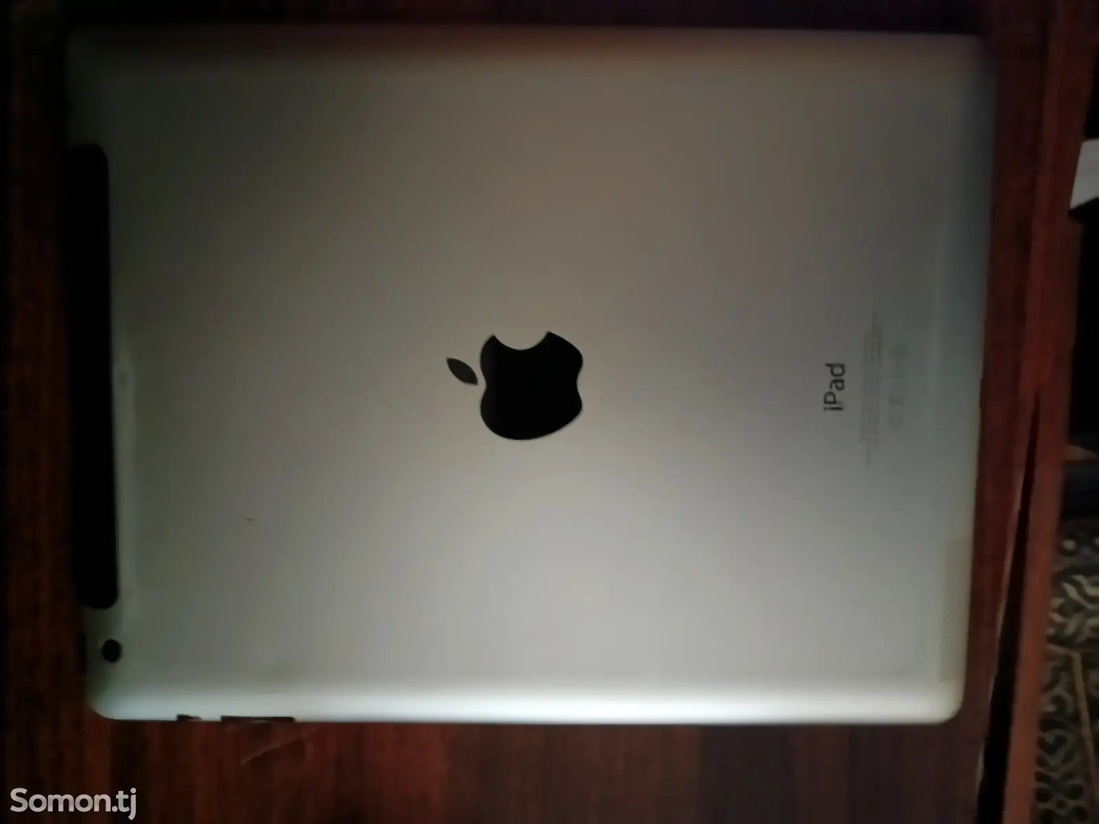 Планшет Apple ipad-1