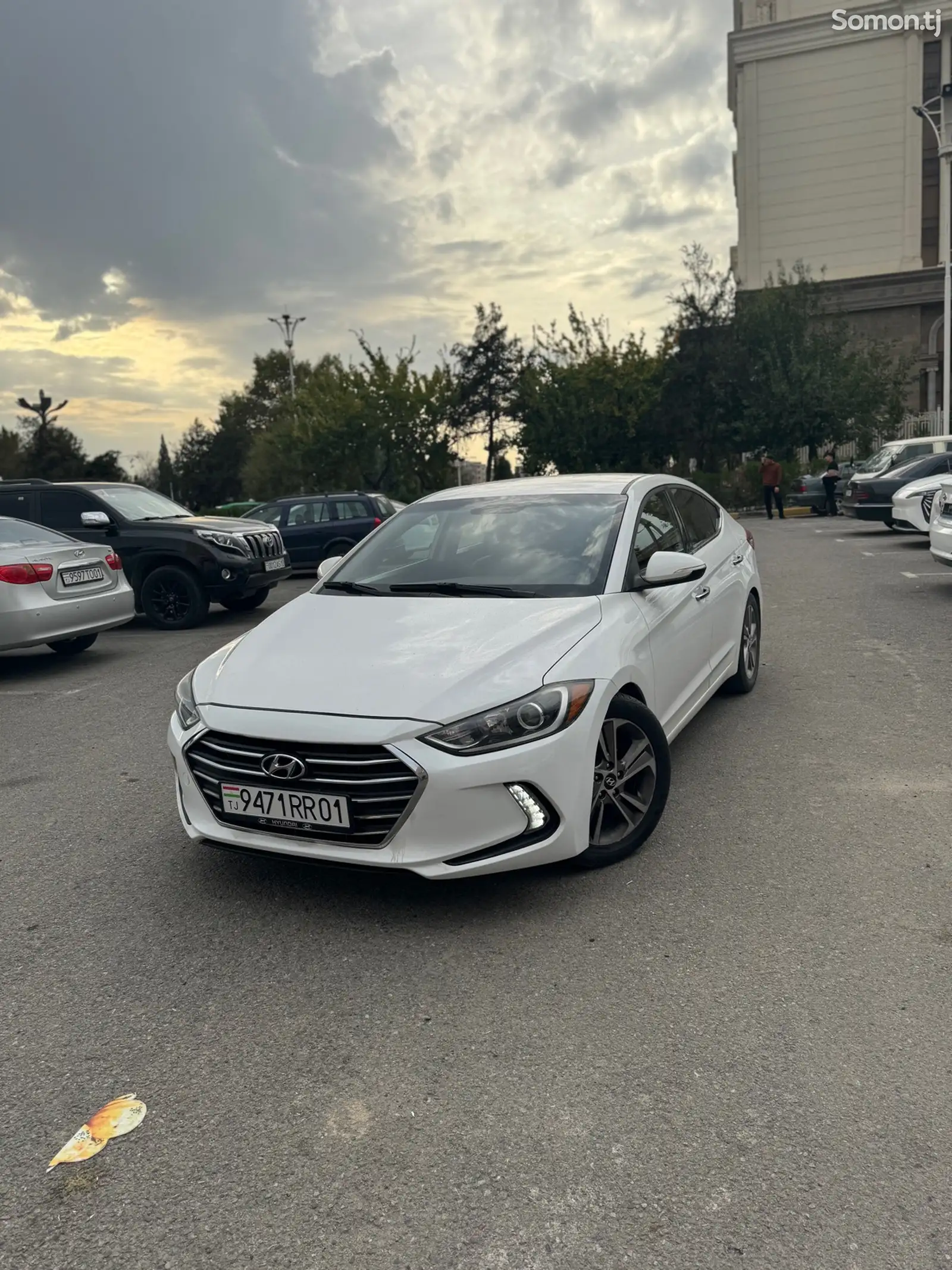 Hyundai Elantra, 2017-1