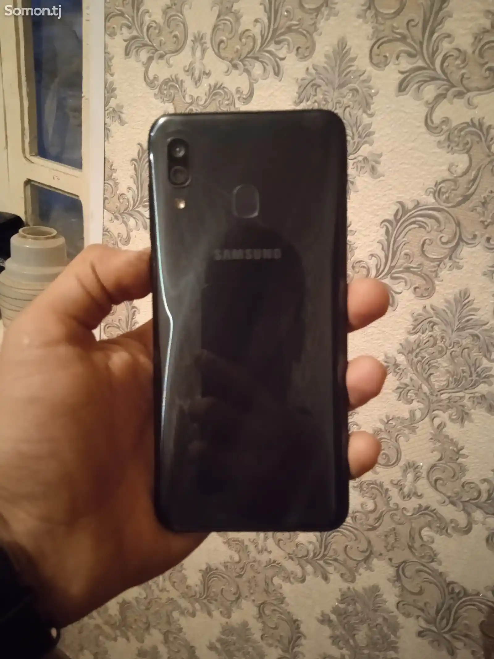 Samsung Galaxy A30-3