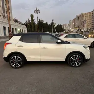 Ssang Yong Tivoli, 2016