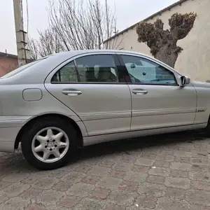 Mercedes-Benz C class, 2001