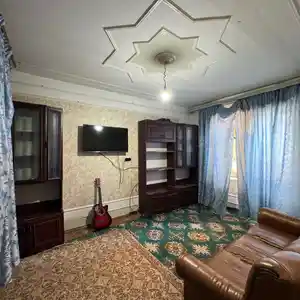 3-комн. квартира, 4 этаж, 68 м², 18 мкр