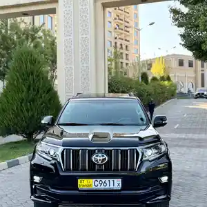 Toyota Land Cruiser Prado, 2022