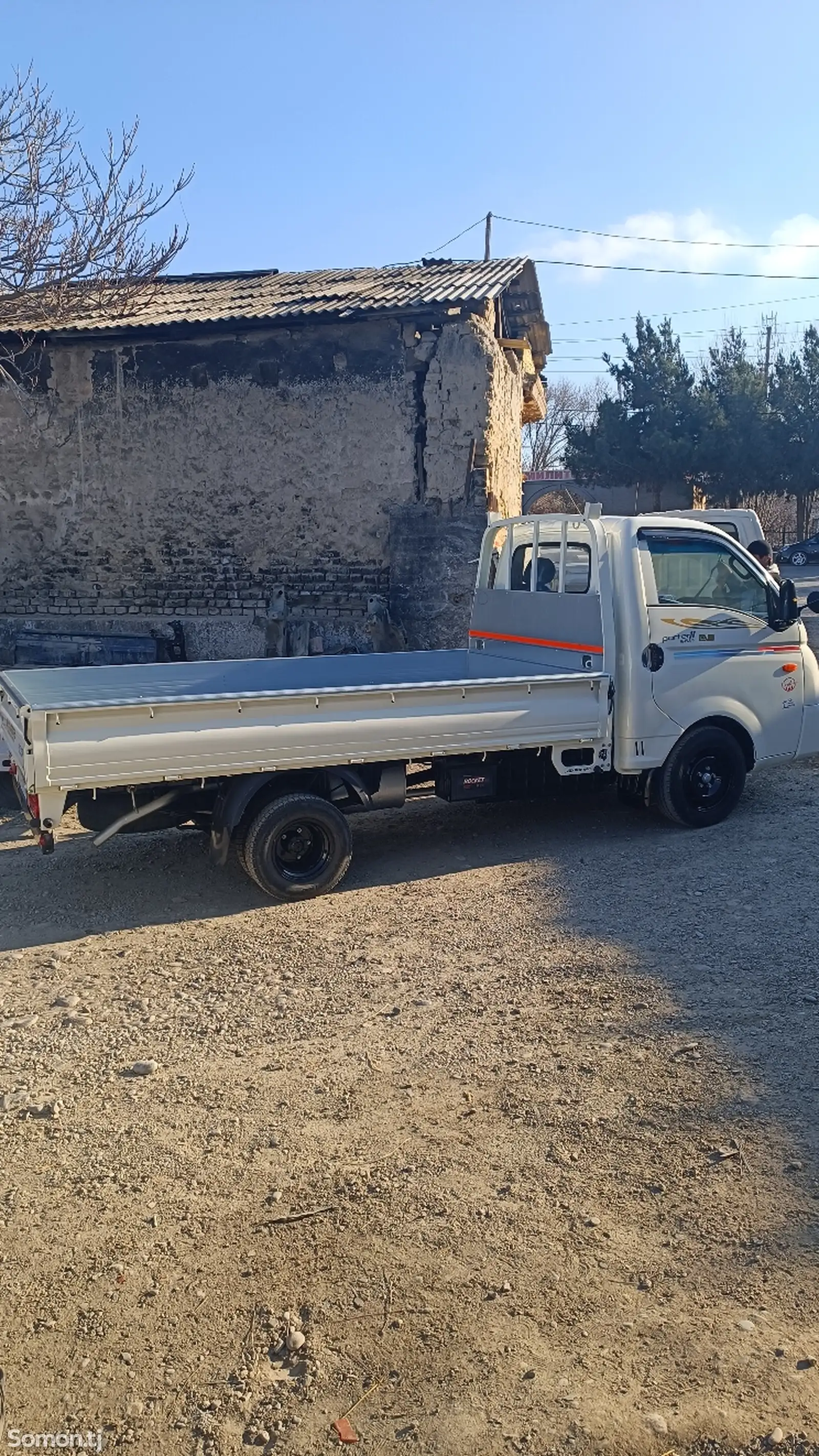 Бортовой автомобиль Hyundai Porter, 2010-1