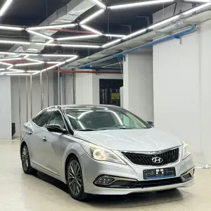 Hyundai Grandeur, 2012