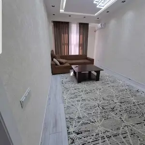 2-комн. квартира, 2 этаж, 80м², Садбарг