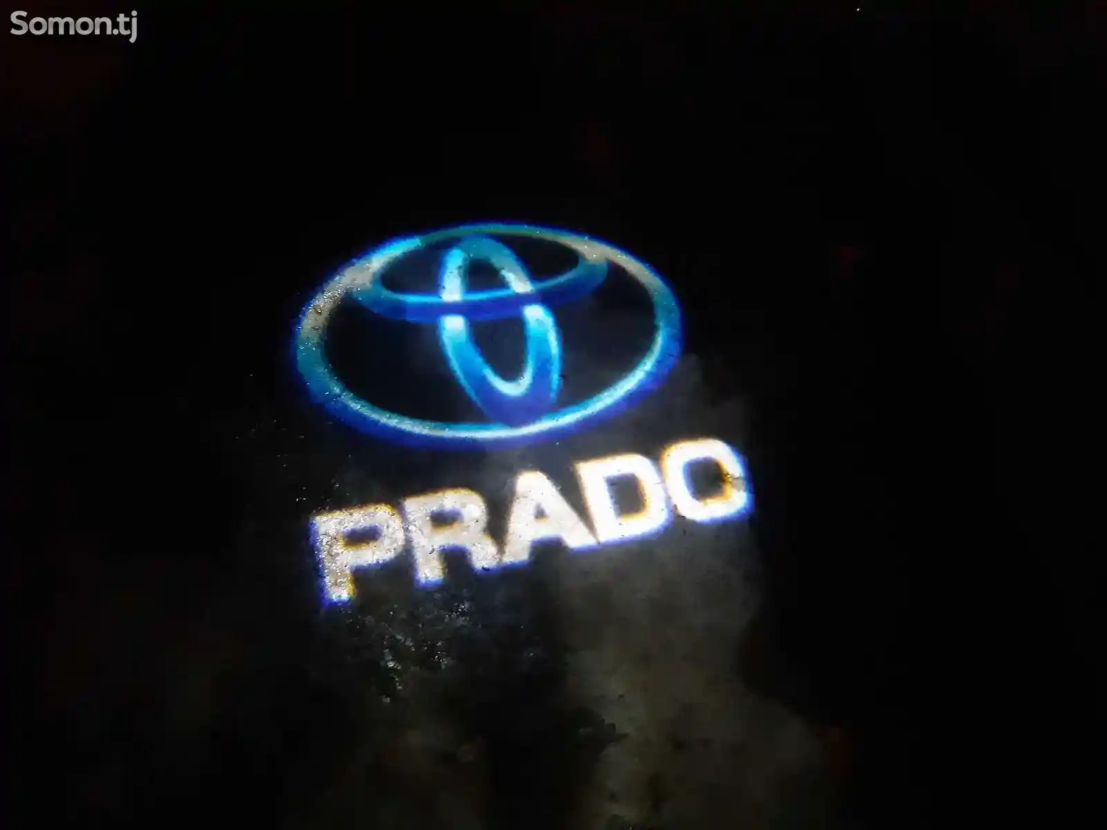 Подсветка дверей с логотипом Toyora Prado-1