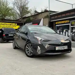 Toyota Prius, 2018