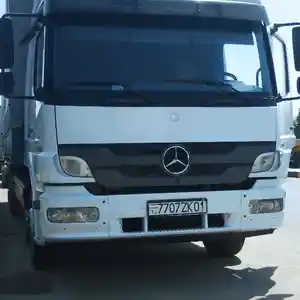 Бортовой грузовик Mercedes-Benz Atego, 2006