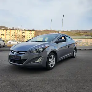 Hyundai Elantra, 2015