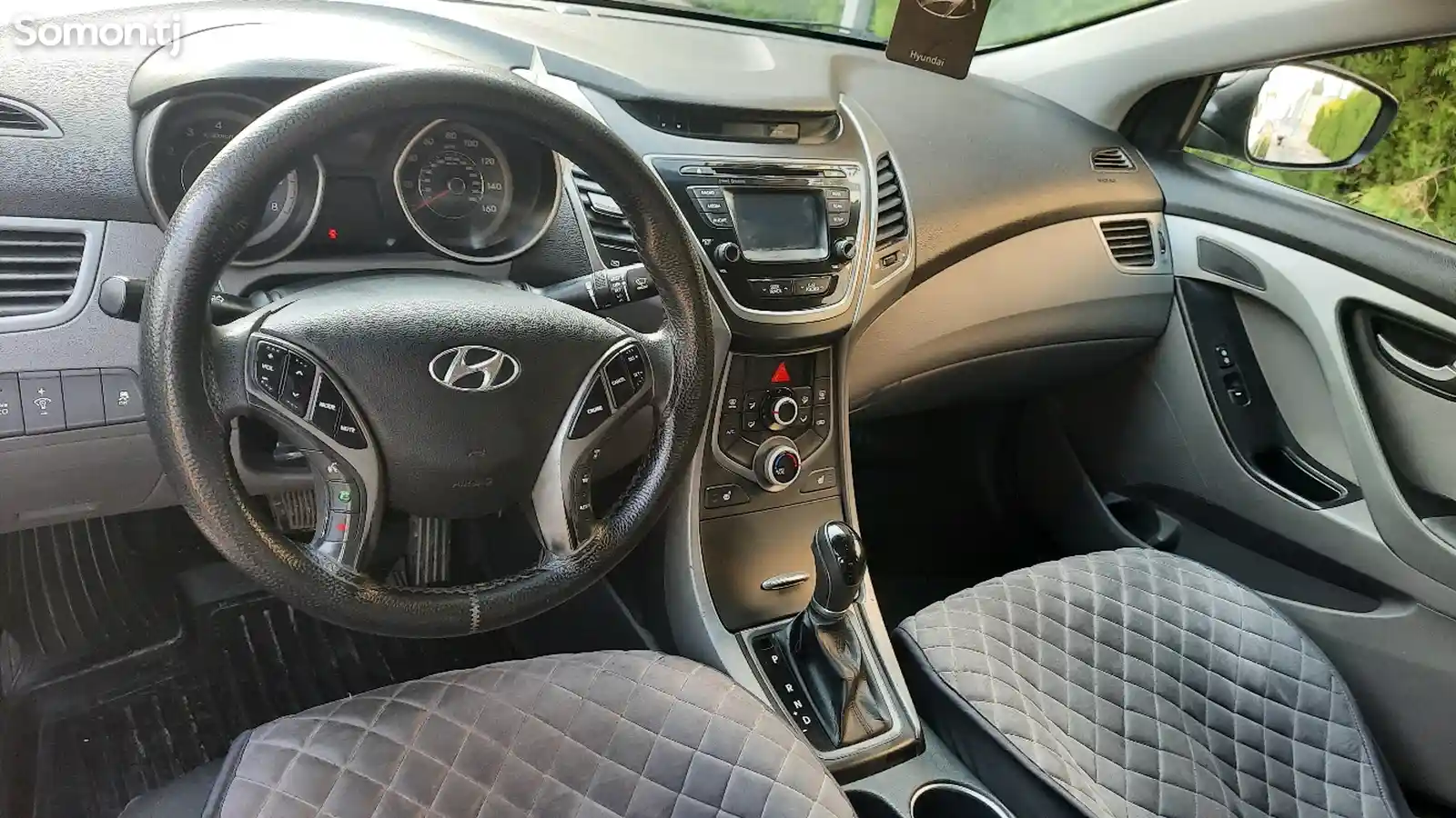 Hyundai Elantra, 2015-5