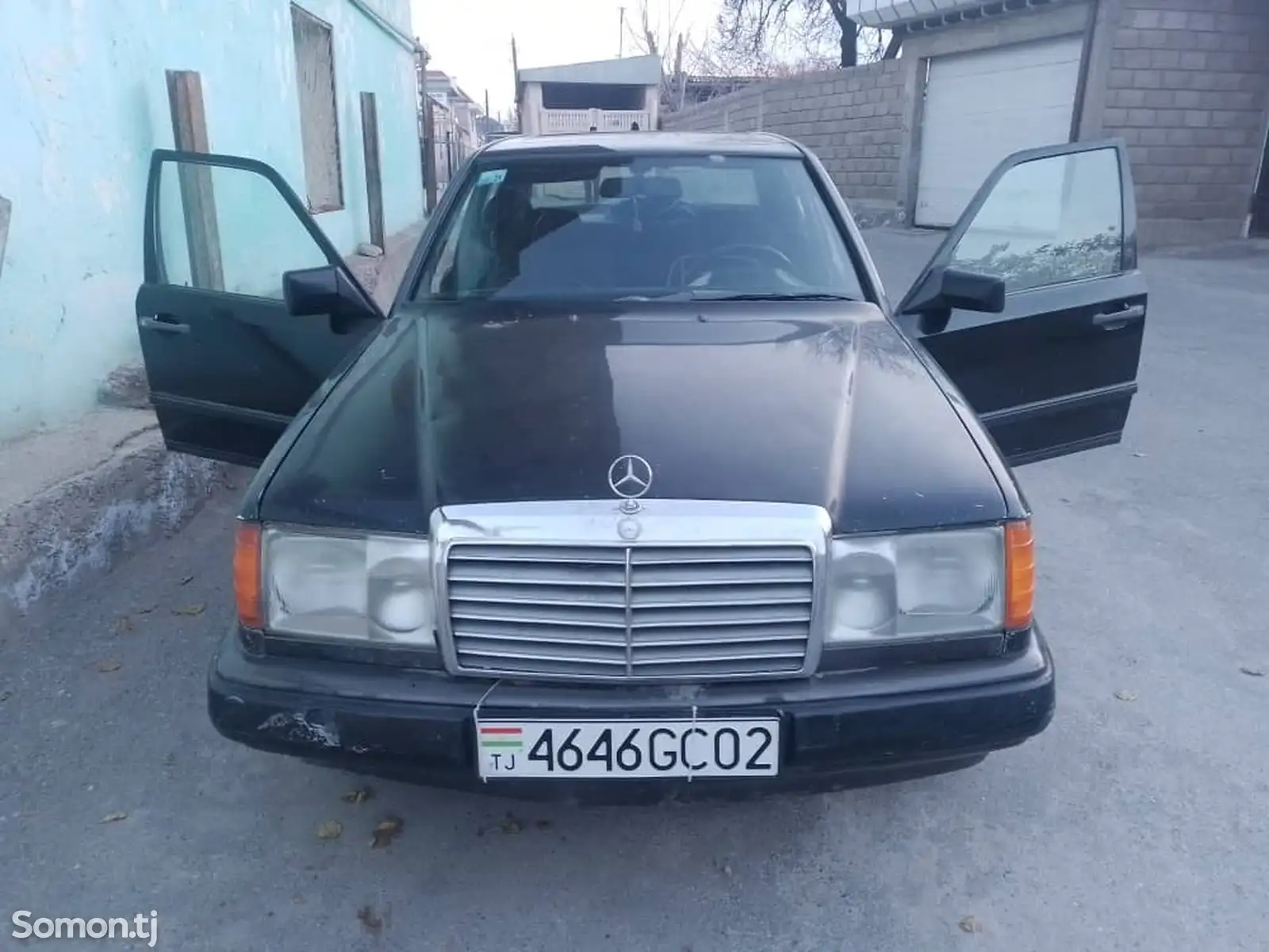 Mercedes-Benz W124, 1987-1