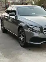 Mercedes-Benz E class, 2017-4