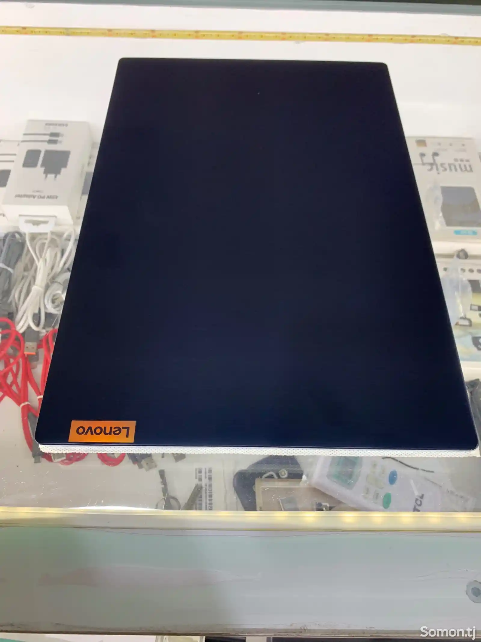 Ноутбук Lenovo i3 11 pokoleni-4