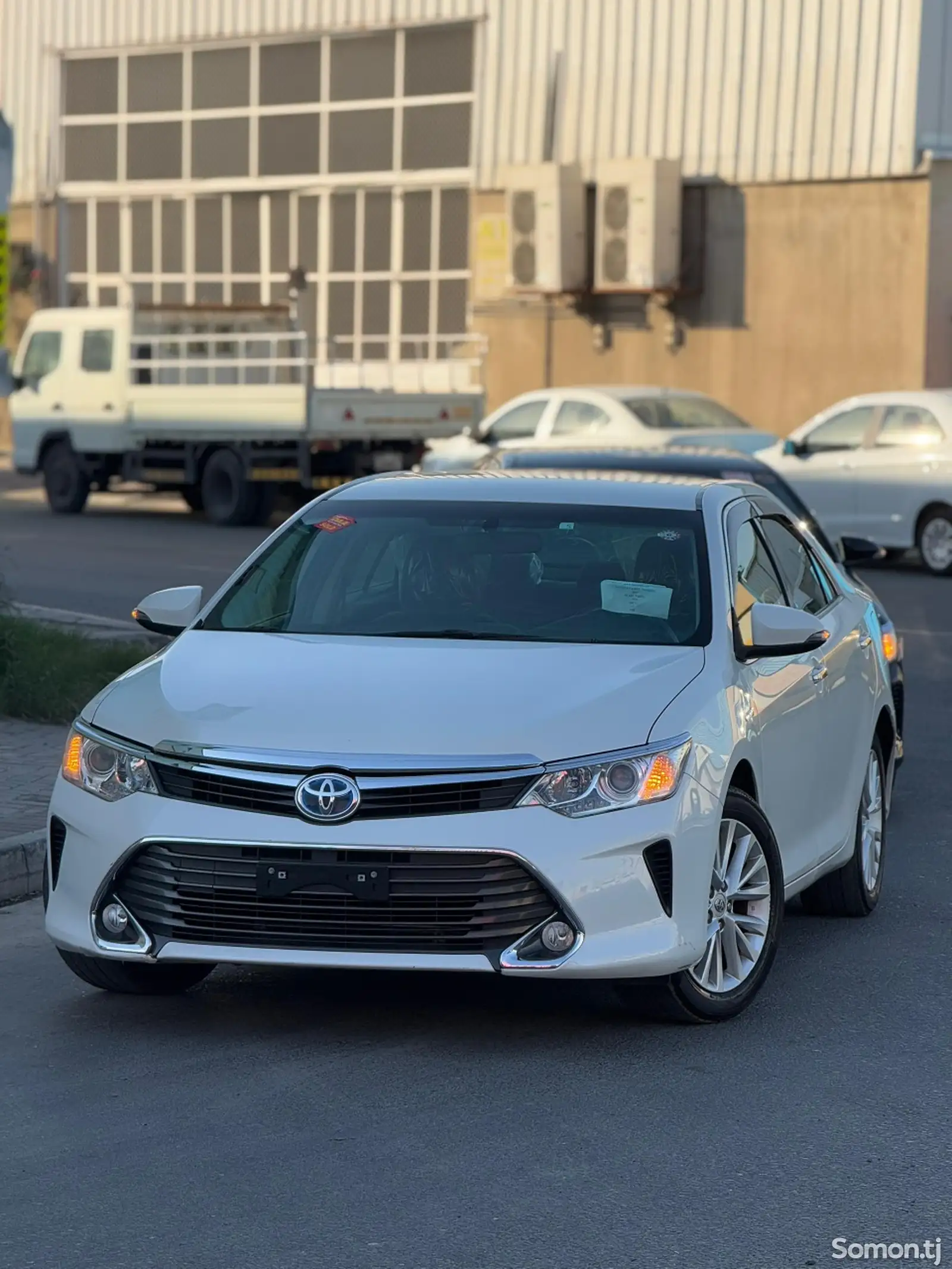 Toyota Camry, 2016-1