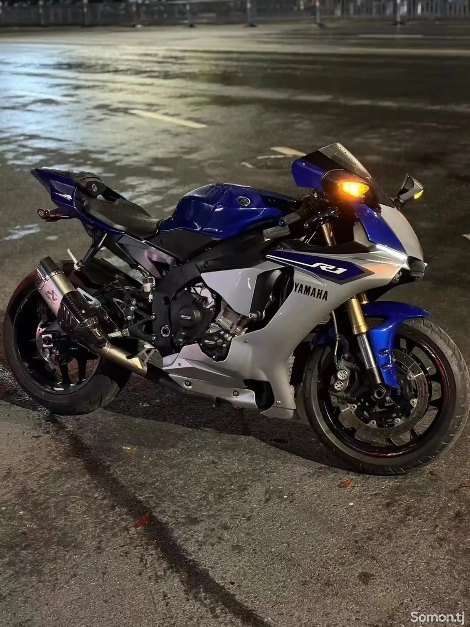 Мотоцикл Yamaha R1 ABS на заказ-1