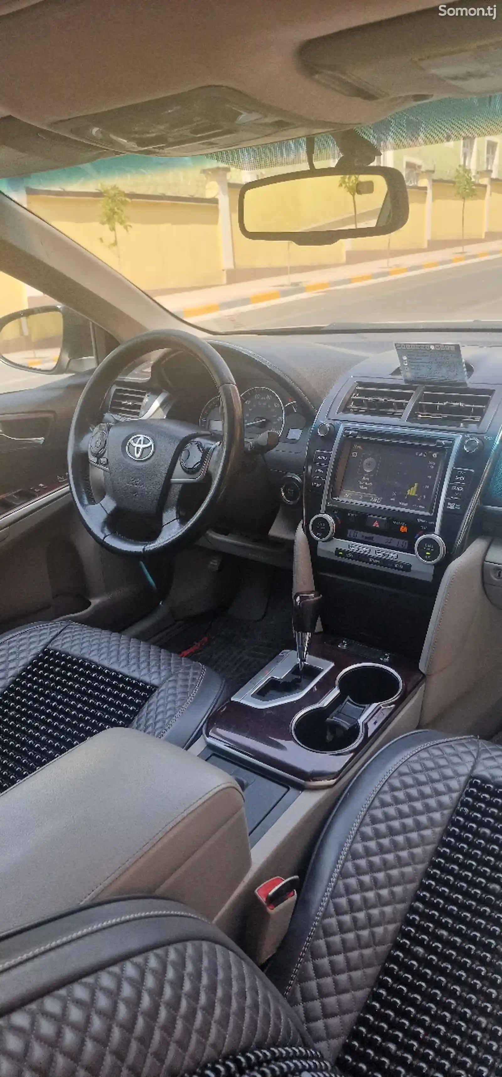 Toyota Camry, 2014-8