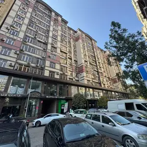 4-комн. квартира, 10 этаж, 171 м², Дом печать