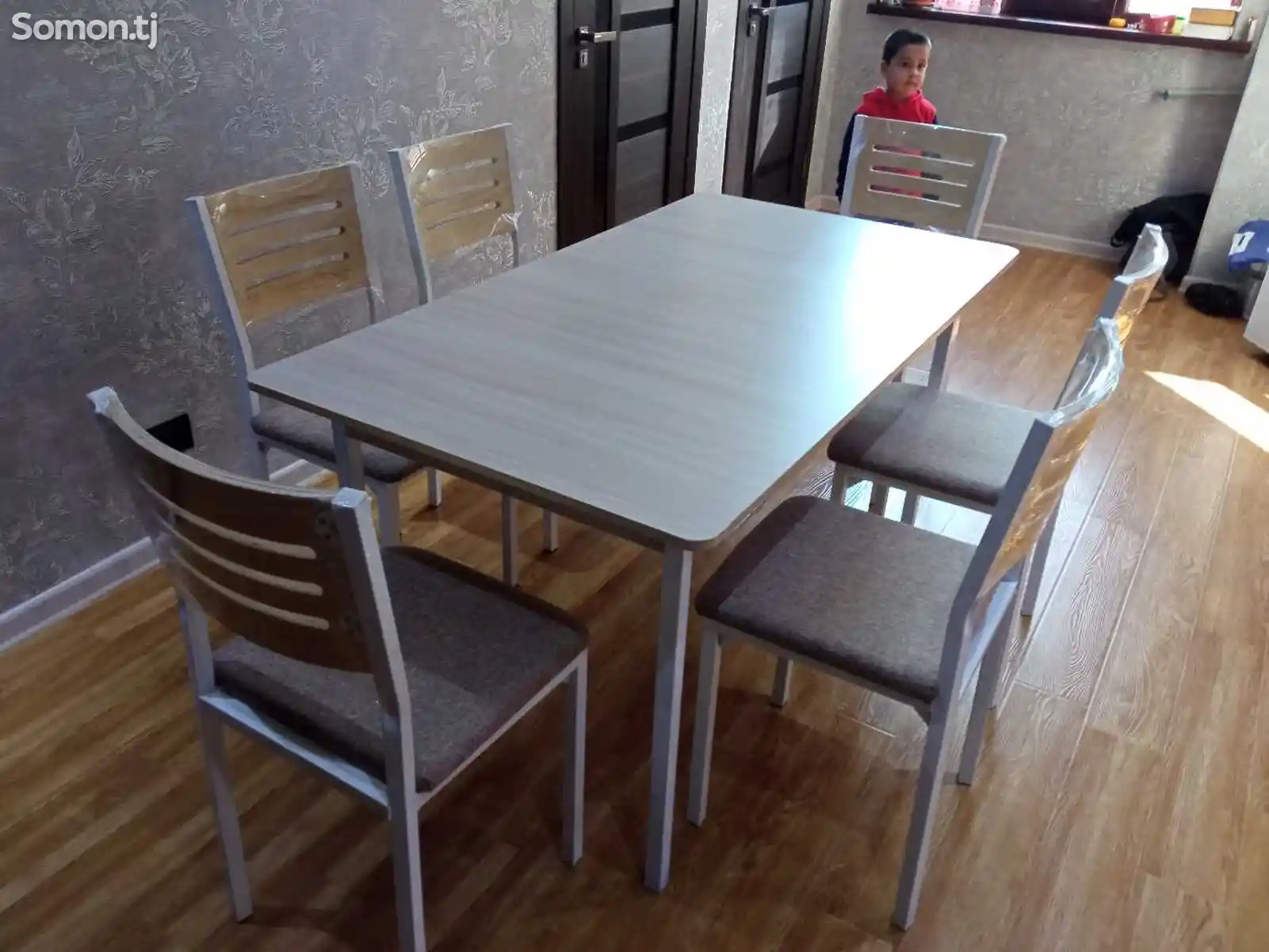 Столы и стулья для кухни-2