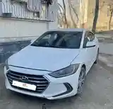 Hyundai Elantra, 2017-3