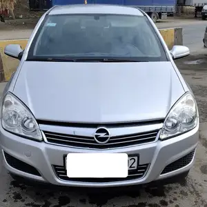 Opel Astra H, 2008